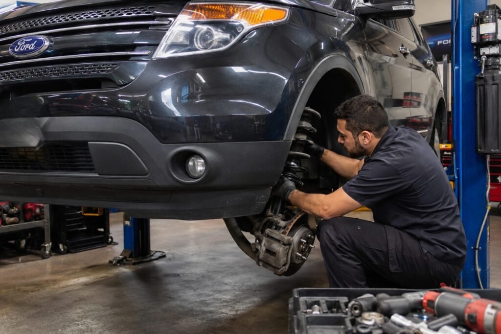mantenimiento preventivo dirección y suspensión Ford Explorer